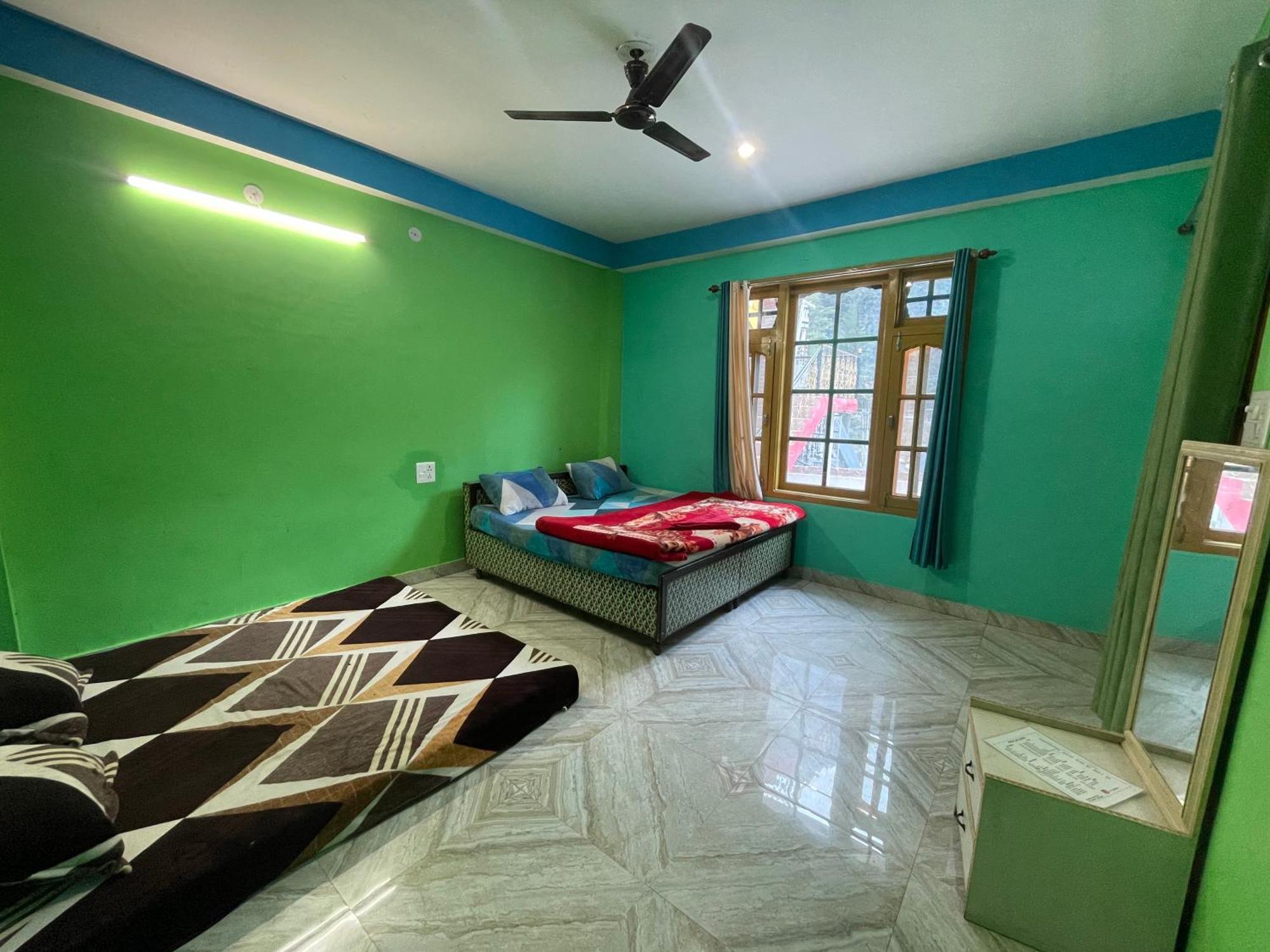Chojh Inn Guest House Kasol Exteriér fotografie