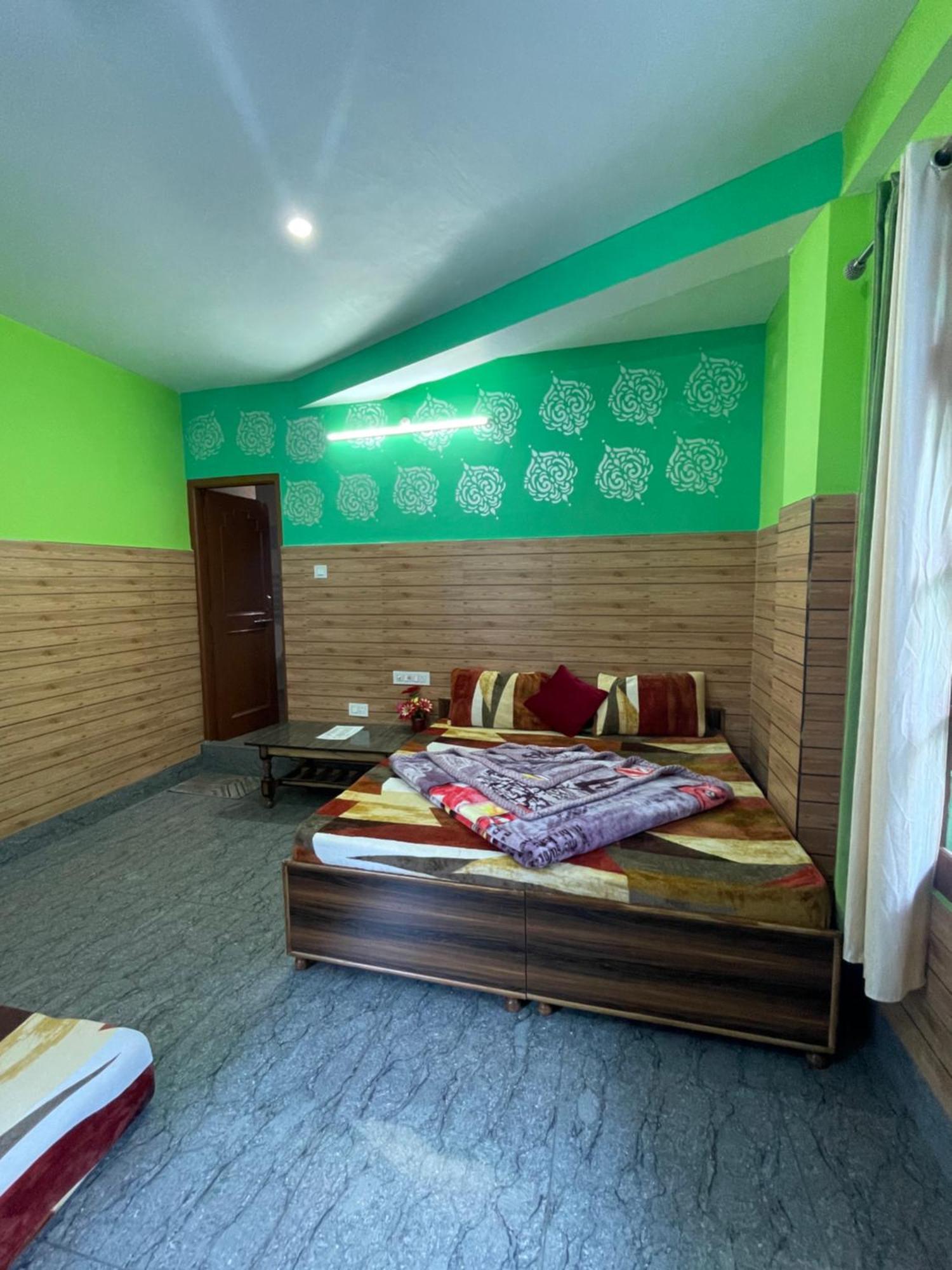 Chojh Inn Guest House Kasol Exteriér fotografie