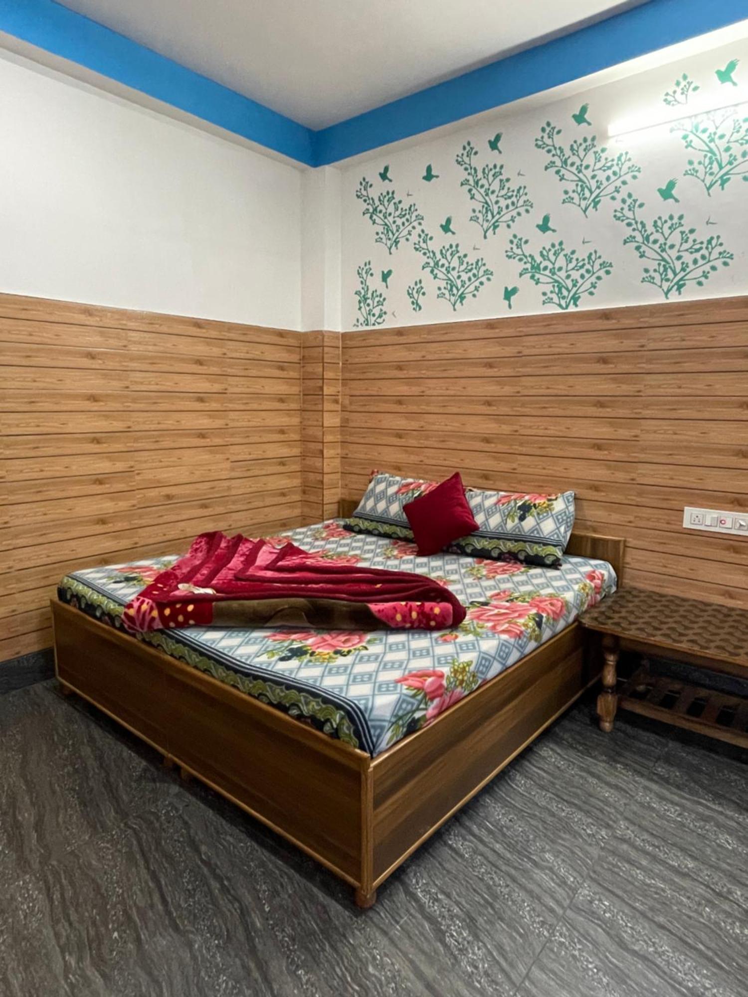 Chojh Inn Guest House Kasol Exteriér fotografie